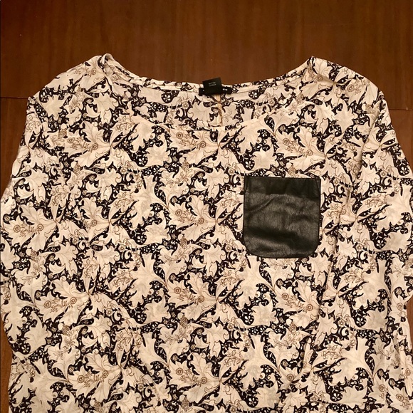 Club Monaco silk long-sleeved blouse, size Large - Picture 1 of 5